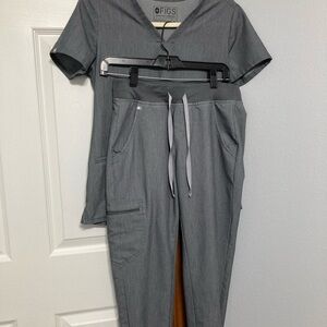 Figs Gray scrub set size XS